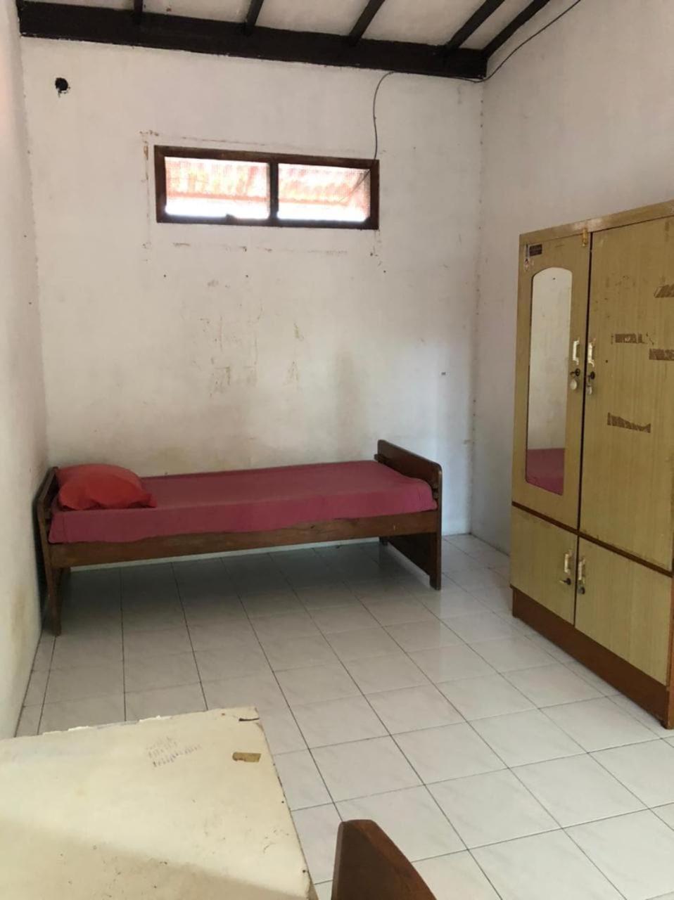 Oyo 90482 Rumah Oma Syariah Kupang  Exterior foto